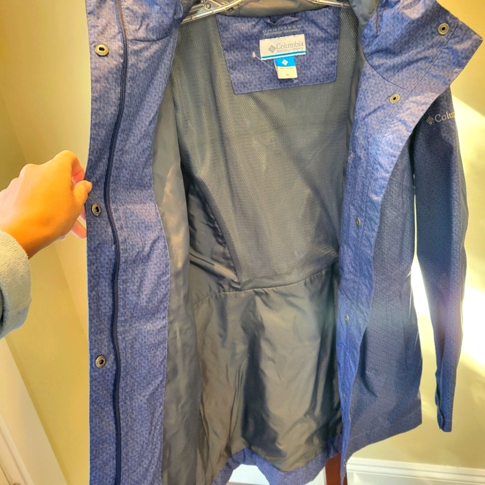 NWOT!Columbia Blue Rain coat - Picture 8 of 10